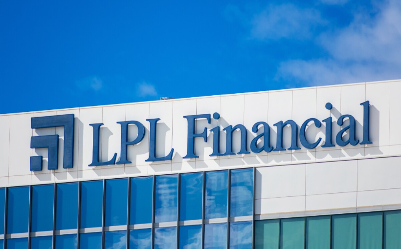 LPL Financial Nabs $1.5B Advisory Team from Rival Kestra