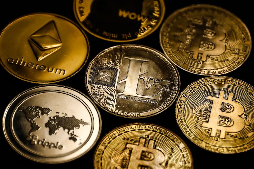 JP Morgan’s Jamie Dimon on Crypto: “I’d Close It Down”