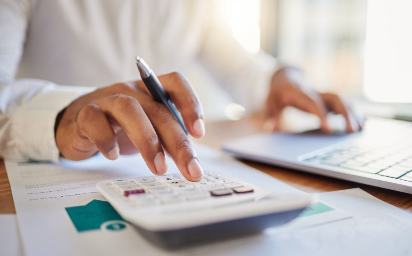 $1.9B Merrill Lynch Team Departs for Summit Financial