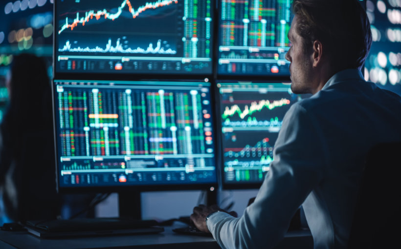 Hedge Fund Investors Question Why They Should Pay for 
