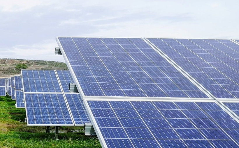 SolaREIT Closes Solar, Battery Debt Facility with MetLife IM