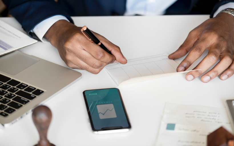 Advisors Benefit from Fiduciary Duty Through Affluent Investor Satisfaction
