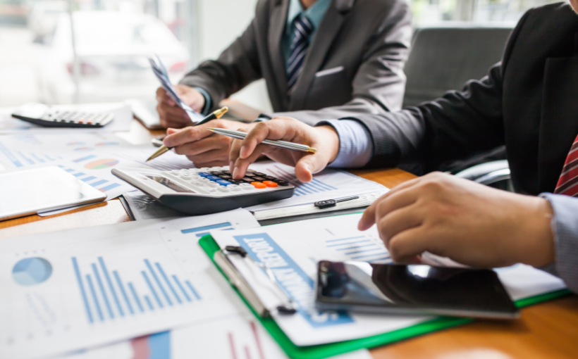 United Capital Acquires $4B RIA Apexium Financial Deal accelerates firm's post-spinoff growth United Capital Financial Advisors has acquired Apexium Financial LP, a multi-region RIA overseeing more than $4 billion in assets, marking a notable expansion of the firm’s national footprint across the Northeast, Mid-Atlantic, and Southwest. “United Capital and Apexium share a focus on growth, client service, and a financial-planning-led approach,” said Jim Rivers, President of United Capital. Apexium’s managing partners added that joining United Capital enhances their ability to deliver broader in-house capabilities—spanning tax and estate planning, business owner advisory services, investment management, and insurance solutions—while strengthening client experience and advisor support. The deal marks United Capital’s second acquisition since its 2019 sale to Goldman Sachs and its 2023 spinout to Creative Planning, signaling that the firm is re-entering the M&A arena with a renewed focus on scale, integration, and advisor-centric growth. United Capital now manages $17.2 billion across more than 41,700 client accounts, according to its most recent Form ADV. Sidley Austin LLP served as Apexium's legal counsel and Decerno Advisors acted as M&A advisor. Apexium Financial is United Capital's second acquisition this year, following The Paul Group in September 2025.