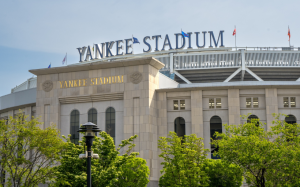 NY Yankees Secure $2.6B Financing From Apollo Sports Capital