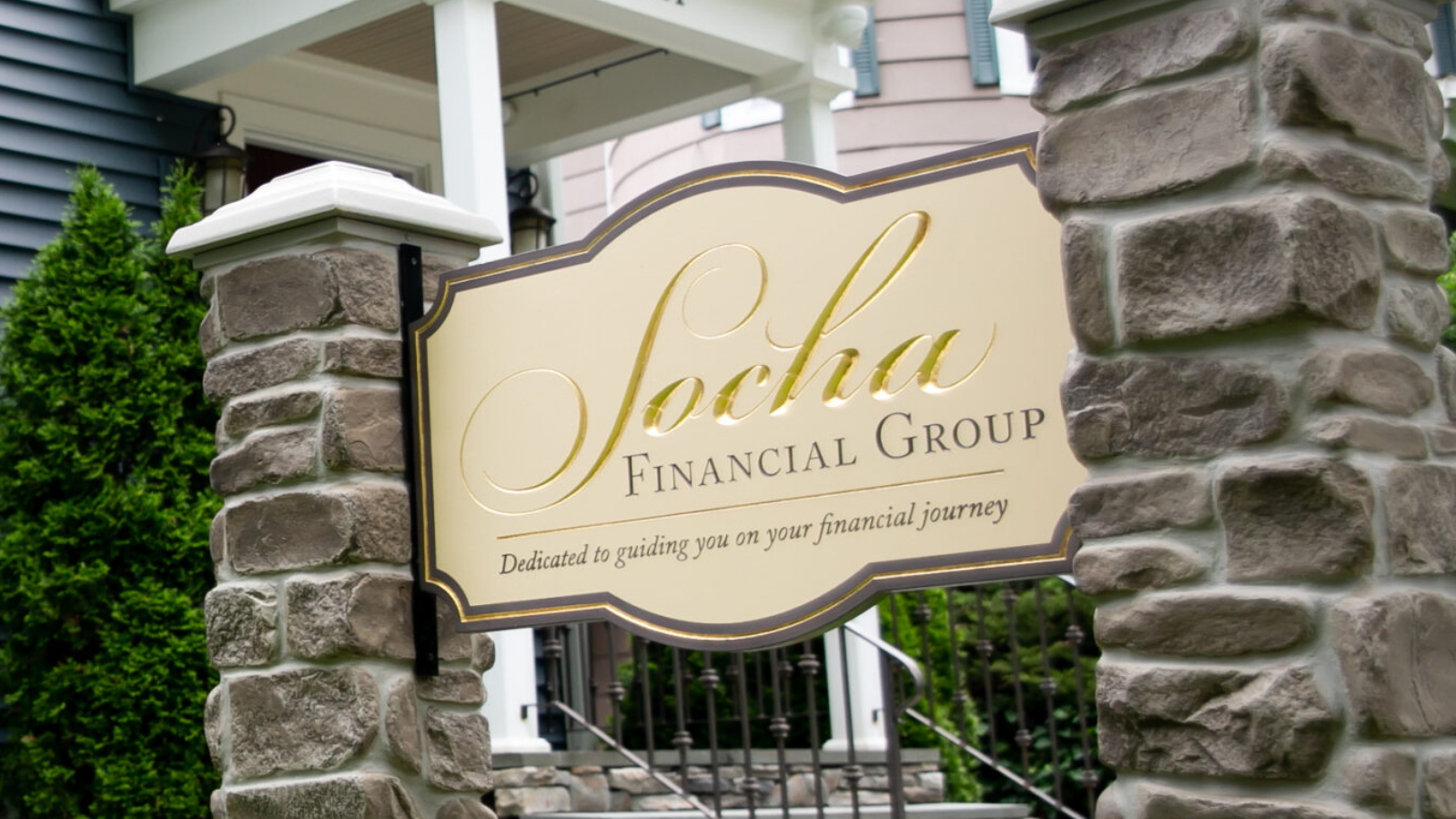 Savant Wealth Management Adds $542M Socha Financial Group